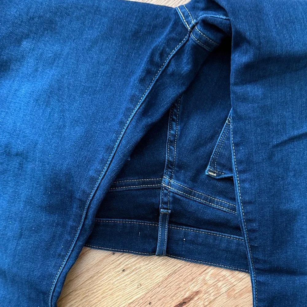 Levi's Dark Blue 311 Shaping Skinny Jeans - Picture 5 of 5